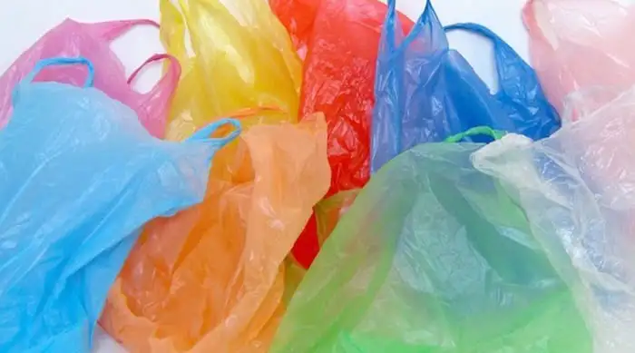 plastico en desuso 1 ficemin